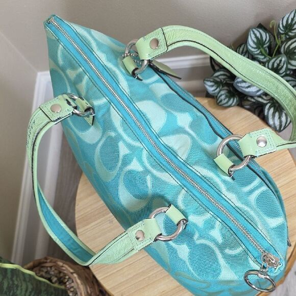 Coach Poppy Signature Tote with Matching Wallet - Picture 11 of 16